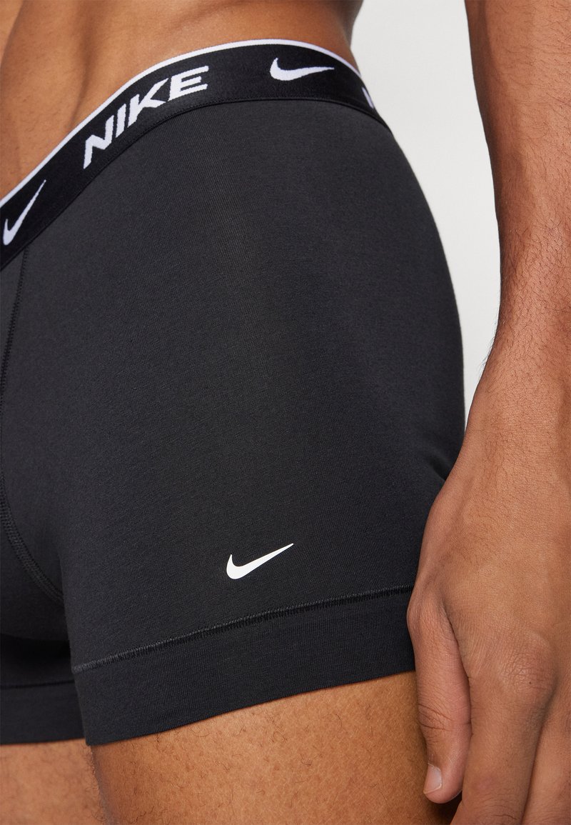 Nike Underwear TRUNK PACK Trunks black/mottled black Zalando - Main Image