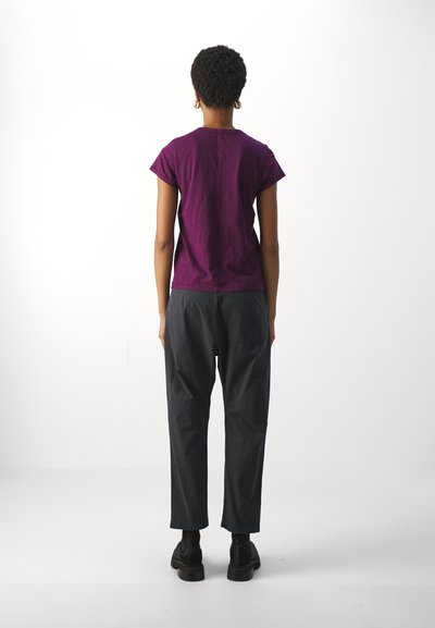 rag & bone LEYTON WORKWEAR PANT - Kelnės - black
