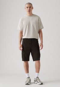 Levi's® - CARRIER CARGO - Shorts - meteorite Thumbnail Image 1