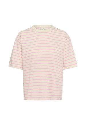 Cremefarbenes Kurzarm-T-Shirt mit hellrosa horizontalen Streifen und rundem Ausschnitt, dargestellt vor weißem Hintergrund.