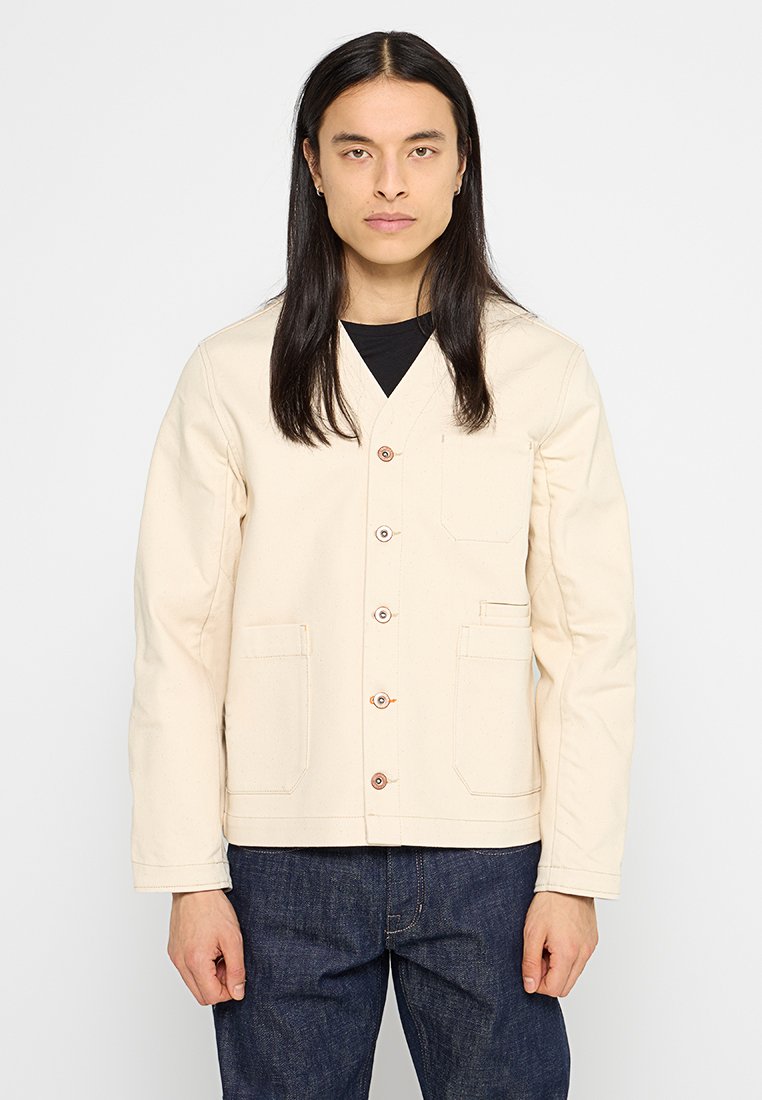 CHASIN’ Lichte jas crème