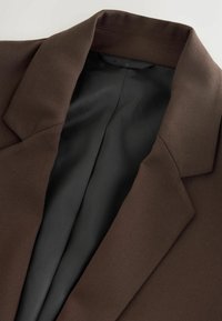 PETITE FIT - Žakete - chocolate brown