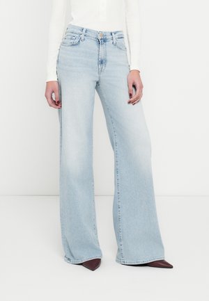 LOTTA LUXE VINTAGE - Blugi evazați - light blue denim