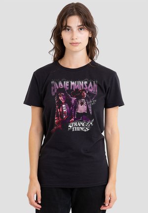 STRANGER THINGS EDDIE MUNSON HOMAGE - Print T-shirt - black
