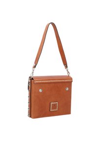 Borsa a tracolla in pelle marrone con una forma strutturata, borchie argentate lungo il lato e chiusura piatta; presenta una tracolla removibile.