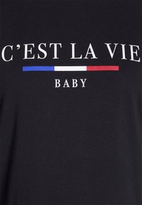 Even&Odd Maternity T-shirt estampada - black/red/blue