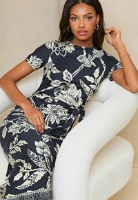 Lipsy SHORT SLEEVE MIDI - Enostavna obleka - navy blue floral