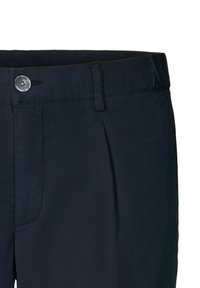Pantaloni blu navy con prese di piega frontale, dotati di chiusura a pulsante metallico e una texture del tessuto liscia. Nessun motivo o accento visibile.