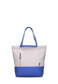 Tote tas met een lichtgrijs canvas lichaam en een blauwe leren basis. Bevat twee blauwe handvatten en een voorzak met rits met een kleurrijke trekker.