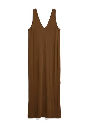 Robe midi marron sans manches avec un décolleté en V profond et une coupe droite, fabriquée en tissu doux et lisse, présentée à plat sur un fond blanc.