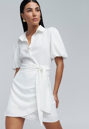KAYDA  - Blusenkleid - off white