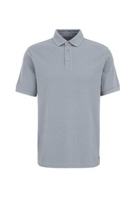 Cămașă polo ribbed de culoare albastru deschis, cu guler, închidere cu trei nasturi și mâneci scurte. Materialul are o textură netedă. Nu există modele sau accente vizibile.