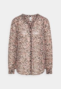 Blouse noire transparente avec un motif floral en rose et blanc, boutonnée à l'avant, manches longues et coupe décontractée. Texture douce et légère.