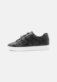 Nevybrané, black