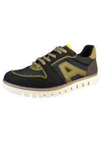 Czarne i oliwkowozielone sneakersy z gładką skórzaną cholewką, teksturowanymi zamszowymi akcentami, wyściełanym kołnierzem oraz grubą, białą gumową podeszwą.