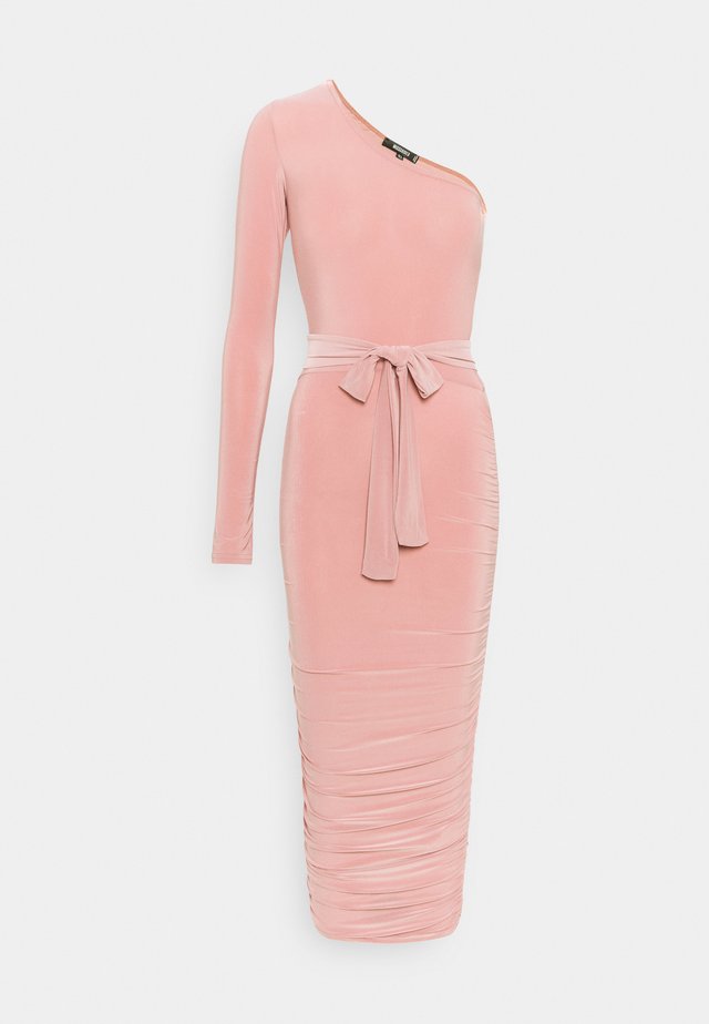ONE SHOULDER SLINKY DRESS - Robe fourreau - blush