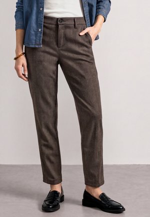 Street One, MID-WAIST CHINOS IN A CASUAL FIT - Pantalon classique - black coffee
