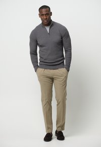 PROFUOMO THE STRUCTURE BASIC HALF ZIP - Strickpullover - grey