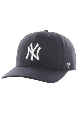 Navy baseball cap made of fabric, featuring a white embroidered NY logo on the front and a small white ’47 logo on the side.