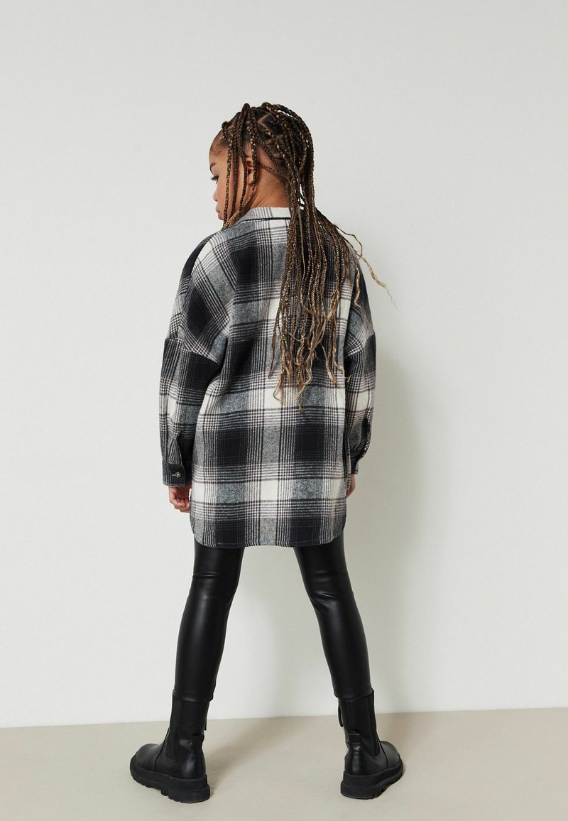 Next OVERSIZED - Skjortebluser - black white