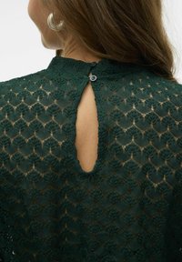 Vero Moda VMBECCA  - Camicetta - pine grove