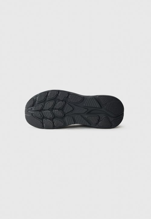 Hoka Clifton 10 - Black / Black — foto 5