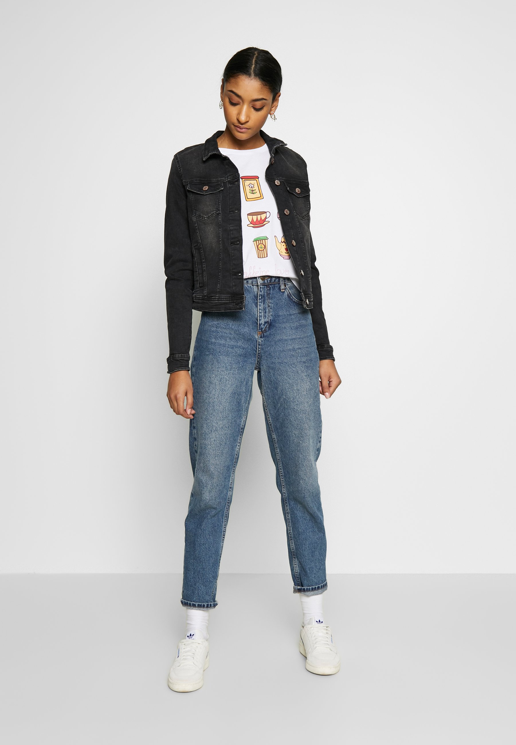 black denim boyfriend jacket