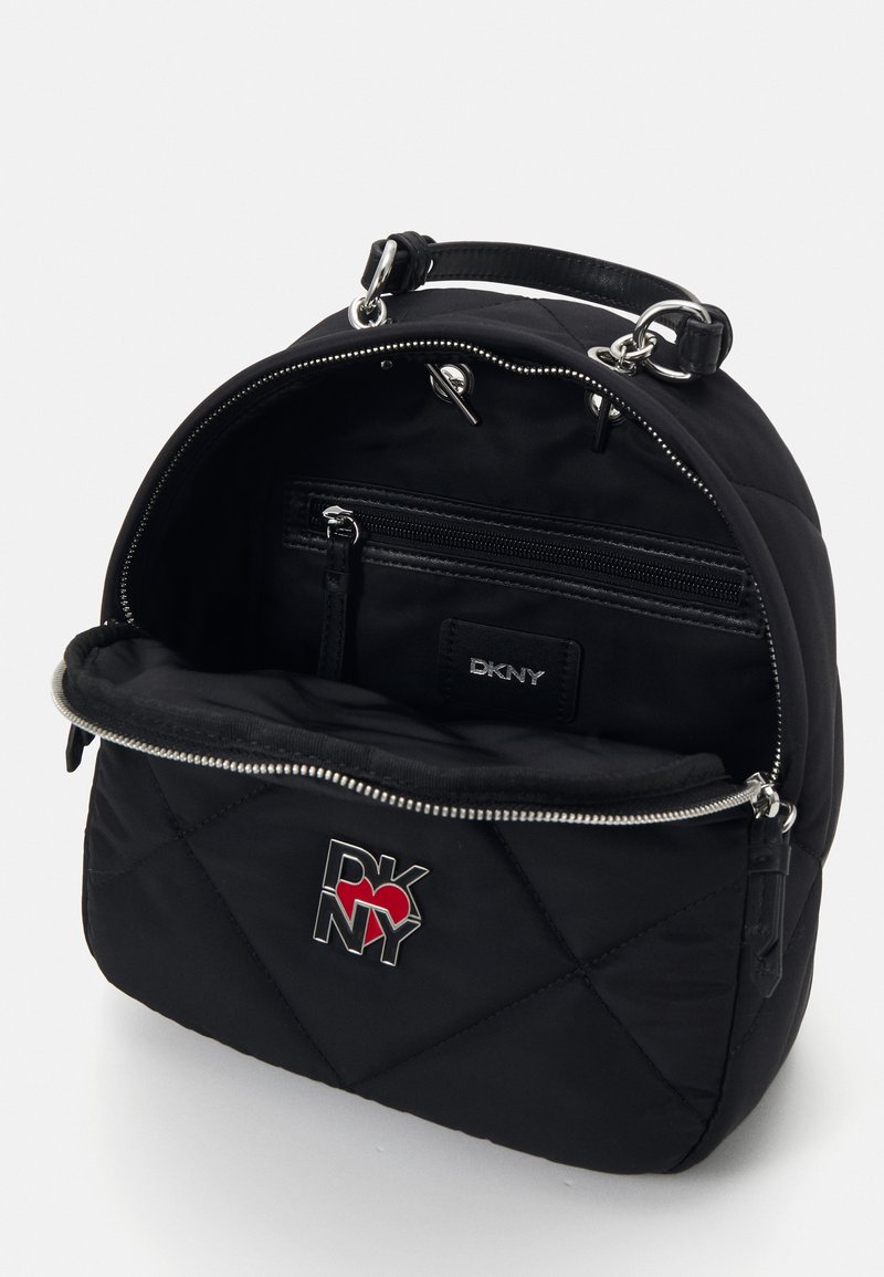 danielle nicole disney mickey mouse boba mini backpack Danielle Nicole | Bags | Nwt Danielle Nicole Disney Mickey Mouse Boba Mini  Backpack