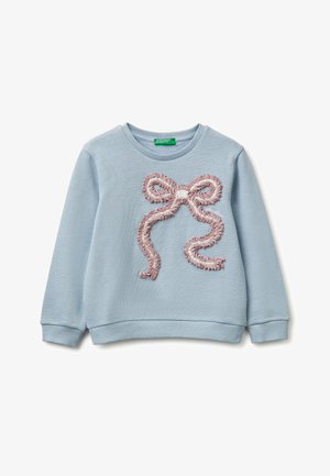 Felpa a maniche lunghe azzurro chiaro con polsini e orlo a coste, caratterizzata da un design a fiocco rosa testurizzato al centro davanti.