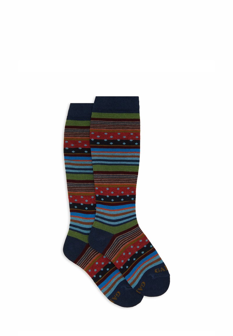 Calzini a altezza ginocchio con strisce colorate e pois in tonalità di blu, rosso, verde e nero. Realizzati in materiale morbido ed elastico.