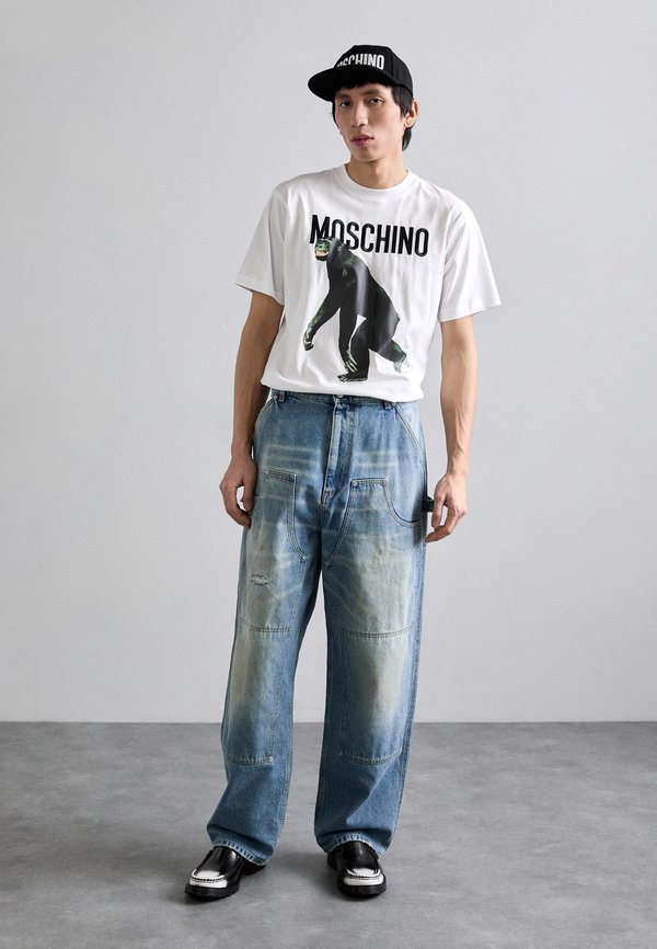 LAUREL CROWN EMBLEM - Straight leg jeans4