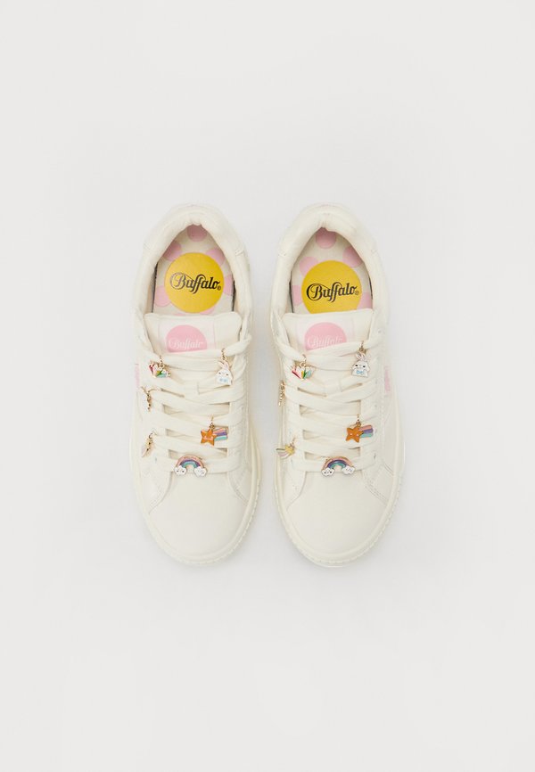 PAIRED CHARM - Trainers4