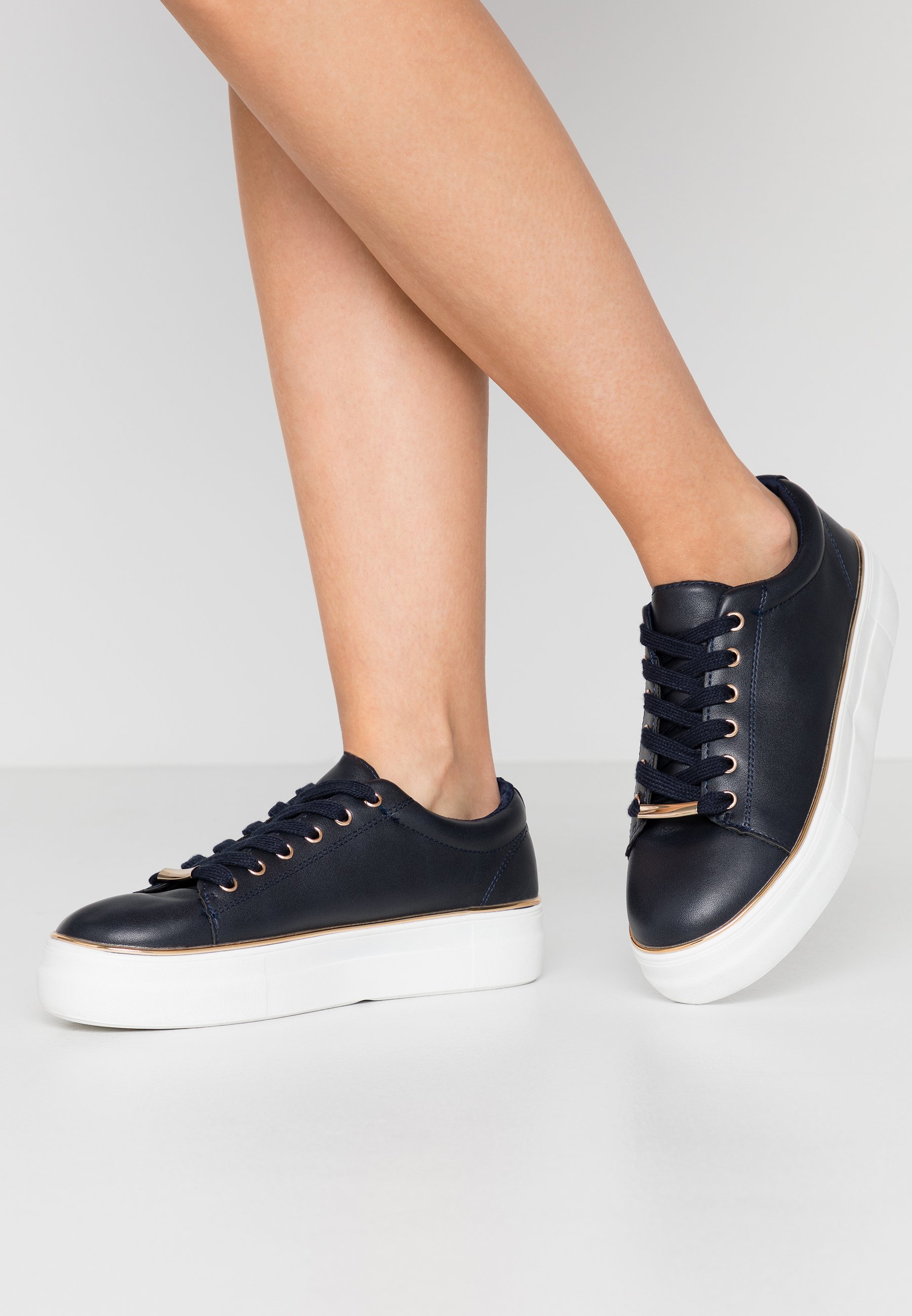 dorothy perkins ignite trainers