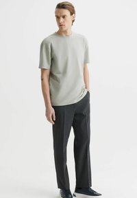 VISTULA - T-shirt basic
