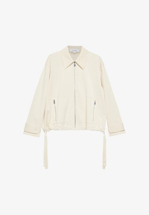 Kremowa kurtka z długim rękawem, z kołnierzem, przednim zamkiem błyskawicznym, dwoma kieszeniami na zamek oraz regulowanymi troczkami u dołu.