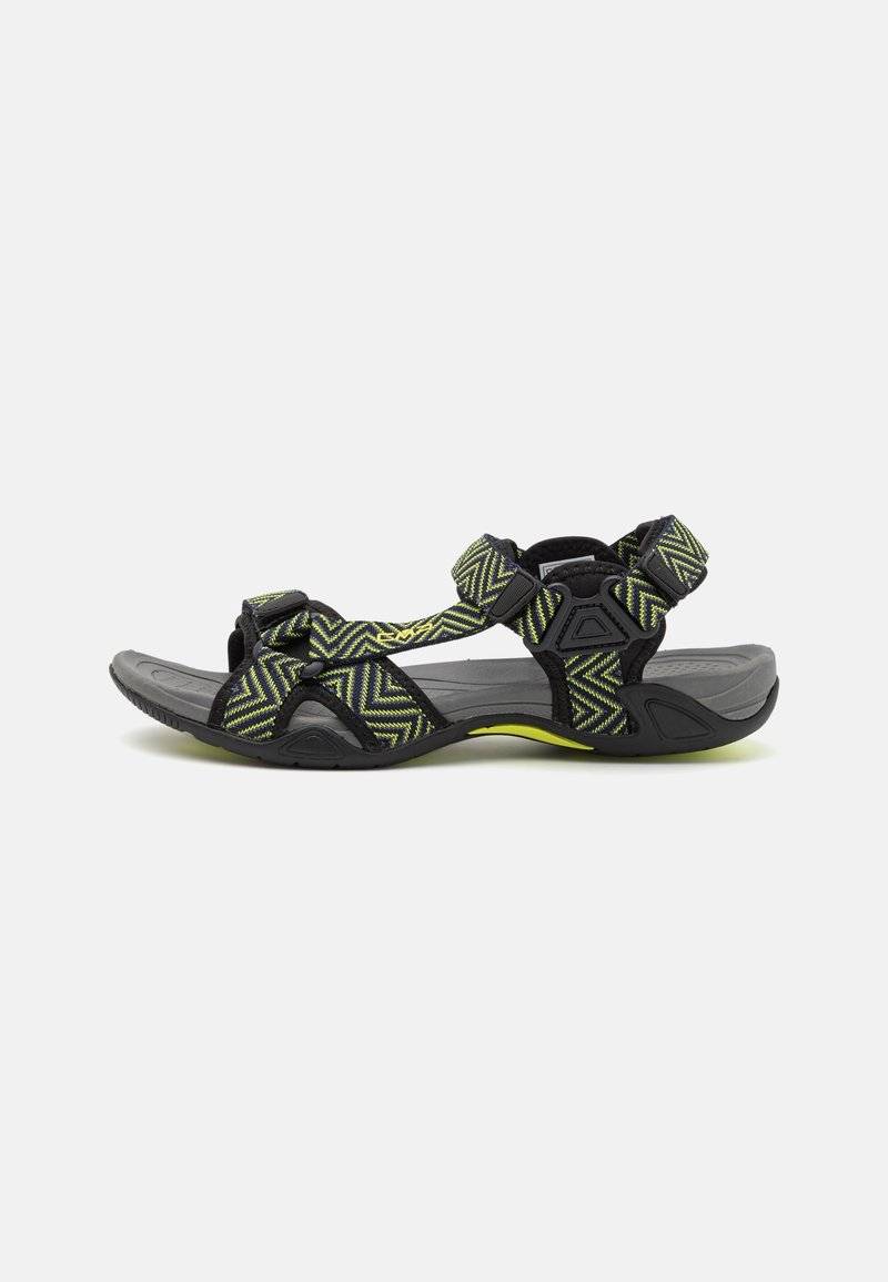 Sandale noire et grise à bout ouvert avec des brides réglables à motif zigzag jaune et noir et une semelle profilée.