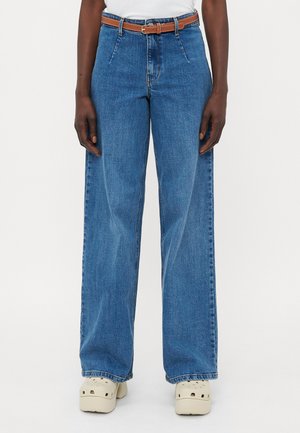 ONLMADISON HIGH WAIST  - Široké nohavice - medium blue denim