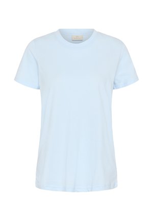 Camiseta de algodón de color azul claro, manga corta y cuello redondo, con dobladillo recto y una pequeña etiqueta beige en el interior del cuello.