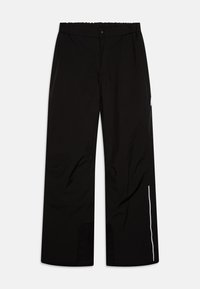 Pantaloni impermeabili neri con design a gamba larga, vita elastica, bottone frontale e dettagli riflettenti lungo il lato per una maggiore visibilità.