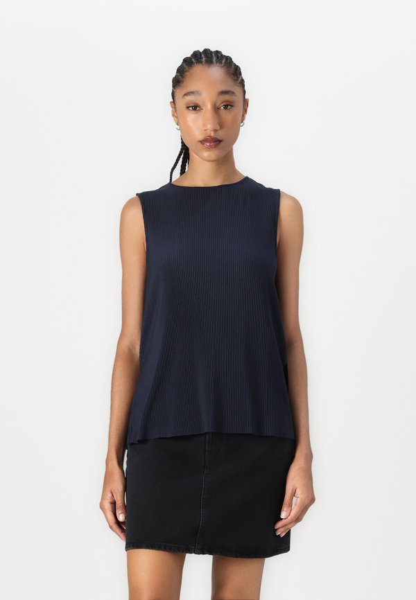 PLISSEE CREW NECK - Top