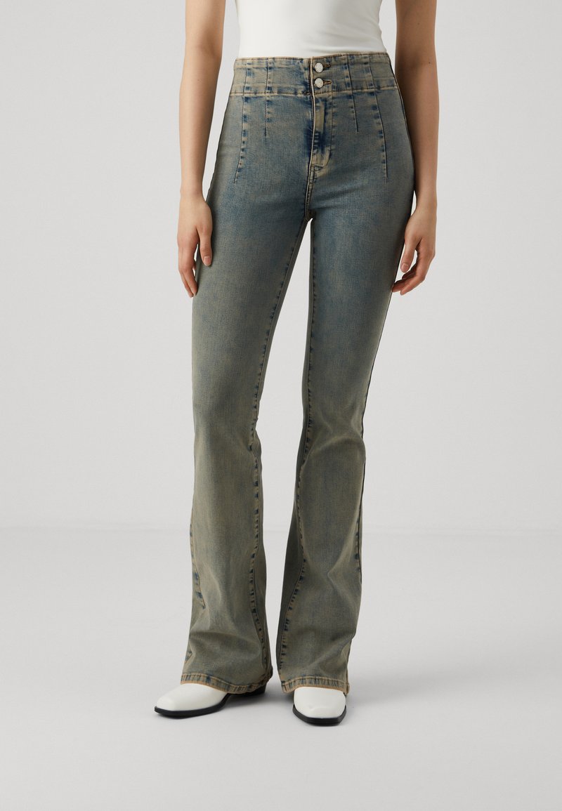 ONLY Tall - ONLHUSH CORSAGE - Flared jeans - dark-blue denim, Forstørre