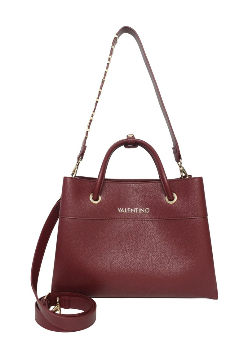Sac à main en cuir bordeaux avec finition texturée, poignées supérieures doubles, bandoulière détachable et accents en matériel doré. Logo "Valentino" visible.