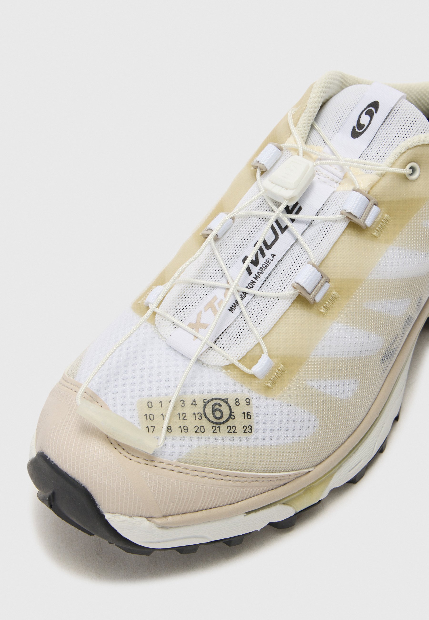 MM6 ミュール　35.5 6月6日,25日/9月21日発売｜MM6 Maison Margiela x Salomon XT-4