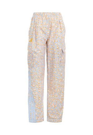 Jasnoniebieskie spodnie typu cargo z pomarańczowym wzorem w cętki lamparta, elastycznym pasem, bocznymi kieszeniami i subtelnymi pionowymi paskami na nogawkach.