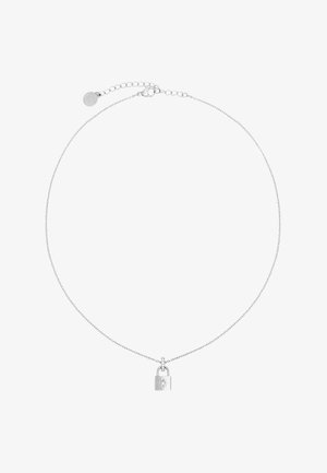 Zilveren ketting met een klein hangslot hangertje met gegraveerde details. De ketting is delicaat en heeft een verstelbare clasp voor maataanpassing.
