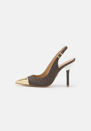 Brun mønstret slingback højhælet sko med guldfarvet spids tåhætte, justerbar guldbeslået spænde og slank stiletthæl.