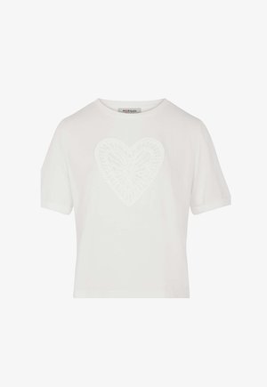 Valkoinen lyhythihainen crop-top, jossa teksturoitu sydänkuvio edessä ja pyöreä pääntie, merkiltään Morgan.