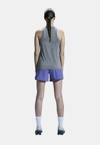 On RUNNING - Športové šortky - iris