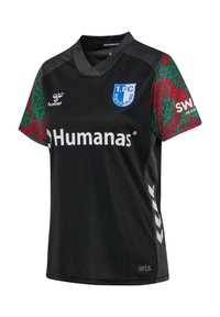 Czarna koszulka sportowa z zielono-czerwonymi wzorzystymi krótkimi rękawami, z wyraźnie widocznym logo 1.FC Magdeburg oraz nazwą marki "Humana".