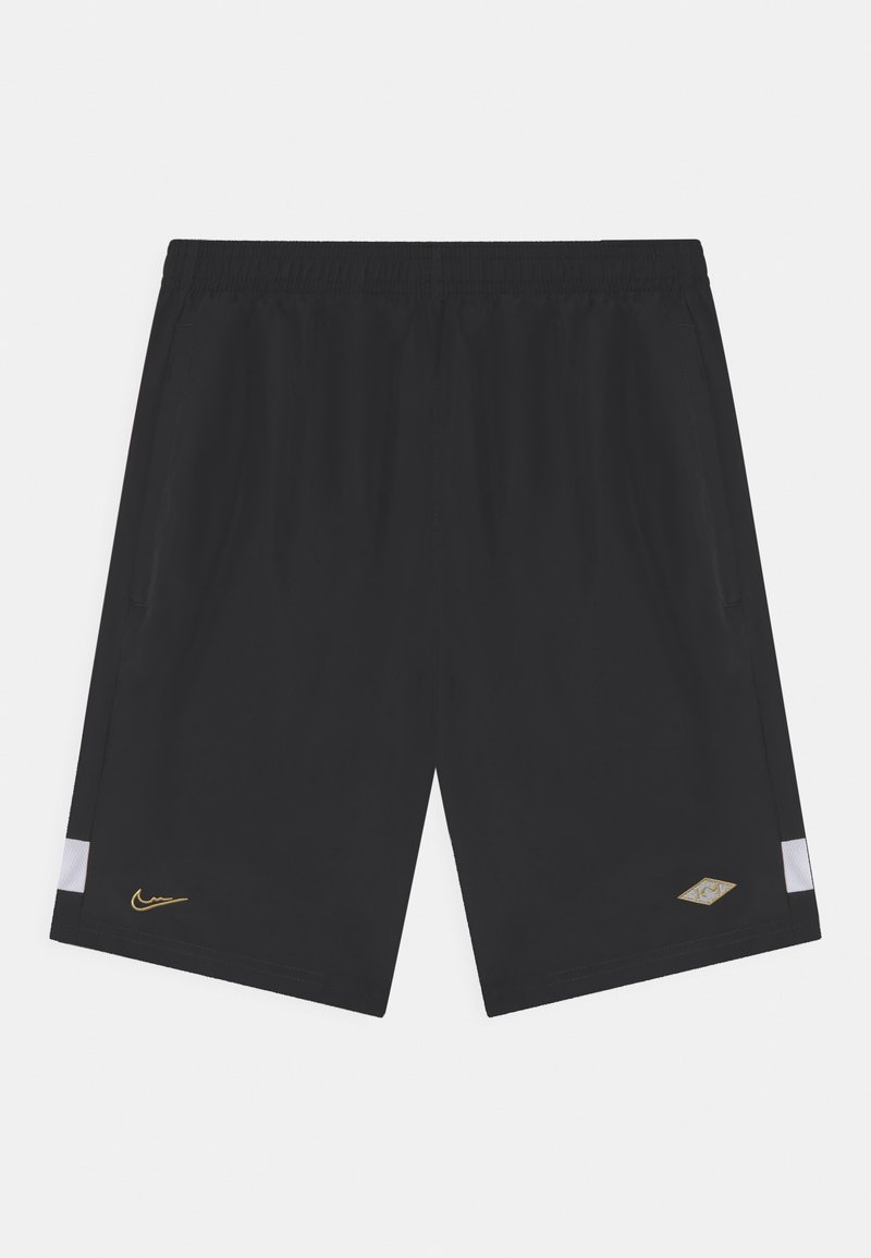 Pantalones cortos deportivos negros con una cintura elástica, con logotipos dorados y acentos blancos en los lados. Están hechos de una tela ligera con una textura suave.
